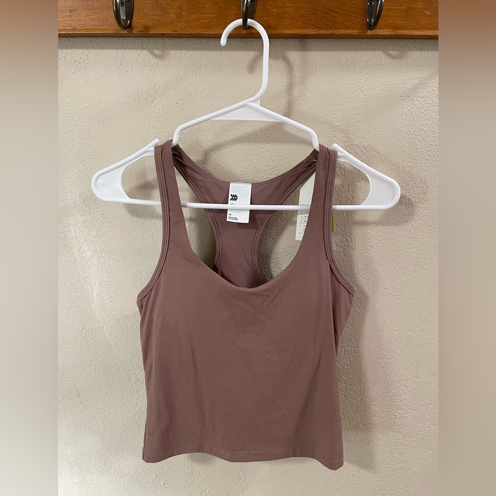 NWT All in Motion Mauve Fitted Crop Tank Top